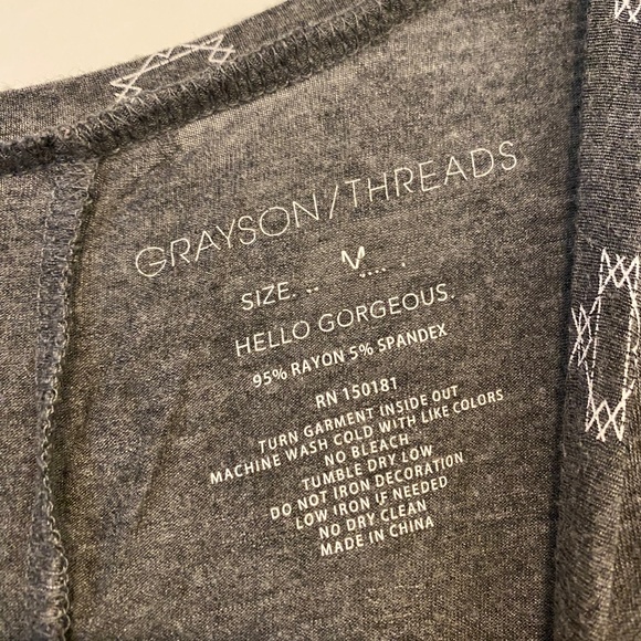 EUC Grayson Threads Gray Tank Top with White Triangle Print - Picture 3 of 3